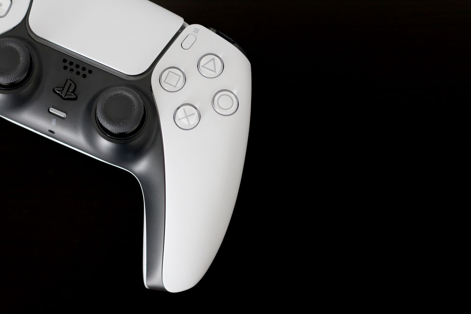 PlayStation 5 Pros and Cons: A Complete Hardware Breakdown