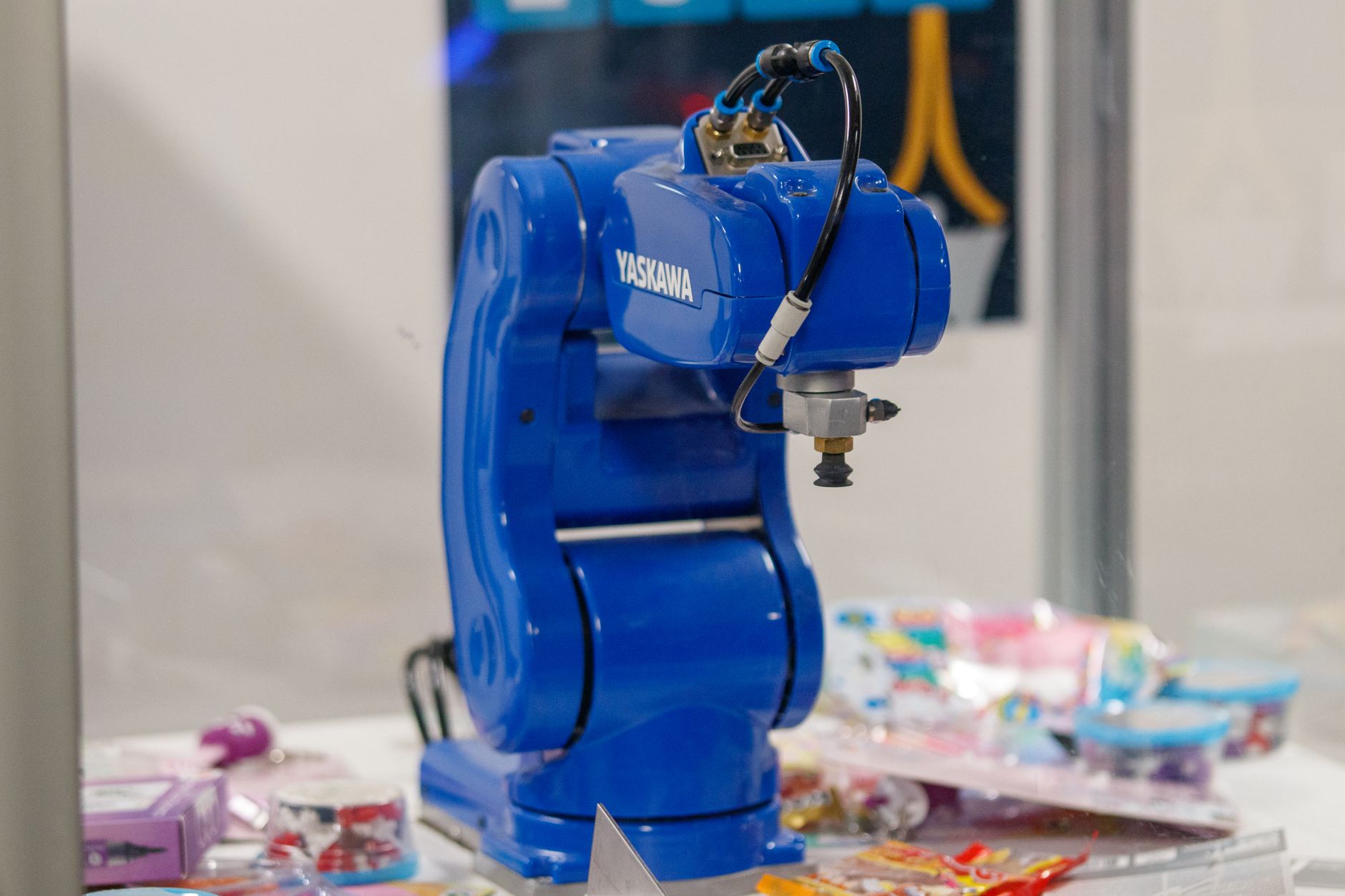 Robotics Pros and Cons: What Businesses Must Know
